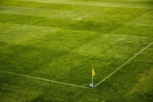 Forhåpentligvis kan den første fotballbanen tas i bruk allerede til sommeren i år.