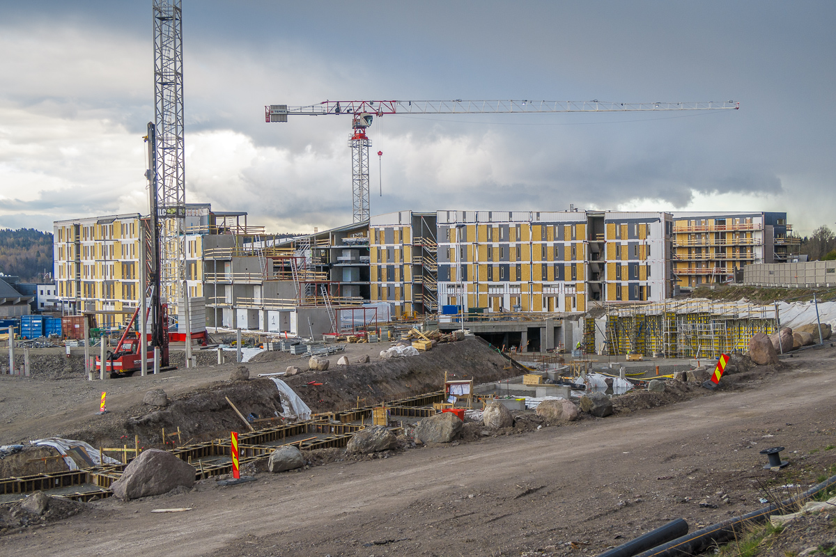 Etter som utbyggingen på Oslofjord Convention Center kom godt i gang valgte mange lokalmenigheter å låne ut midler som byggelånsfinansiering.